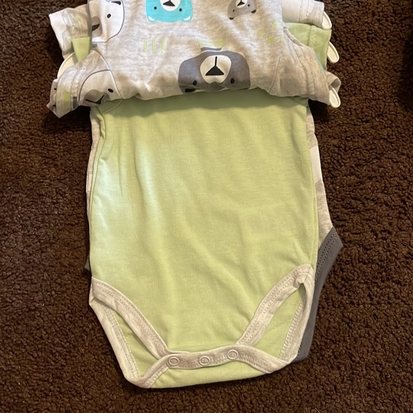 Baby boy Clothes 0-3M All in good condition worn once or not at all. - Picture 2 of 8